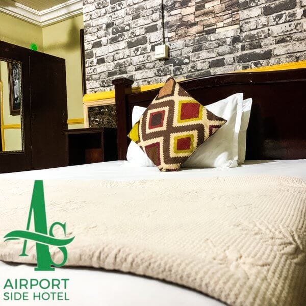 Airport-side-hotel-standard-room